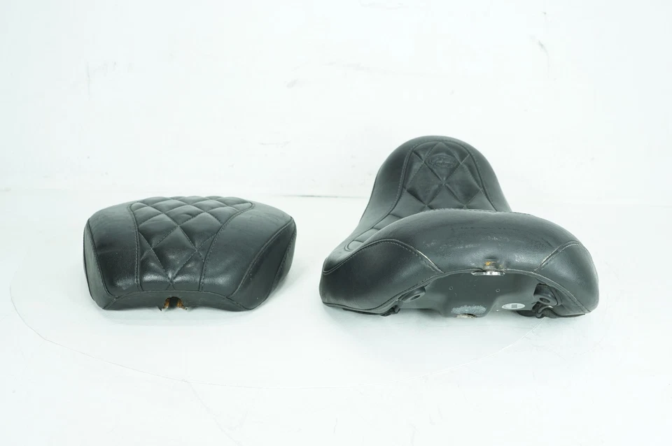 Harley Dyna Street Bob 06 OEM pasajero conductor asiento sillín Pillion Mustang Foto 2 de 4