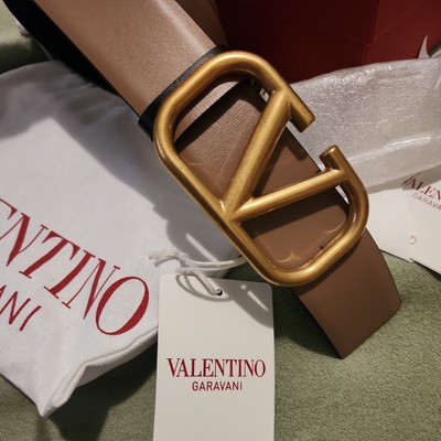 Valentino Garavani VLogo Signature Reversible Size 105 New With
