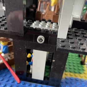 Vintage LEGO Pirates Forbidden Island (6270) Complete with figures, instructions