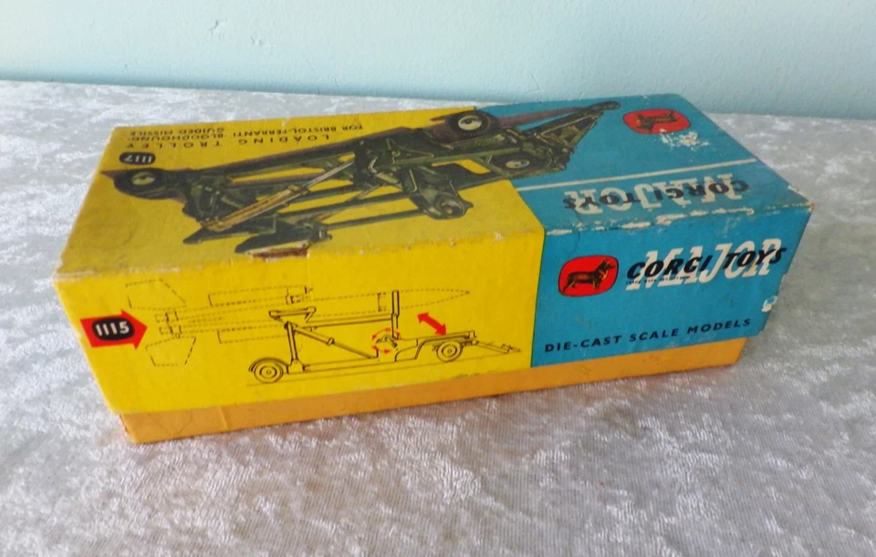 3 vtg Corgi Major Loading Trolley Bristol Bloodhound International 6 Army Truck - Image 3 of 4