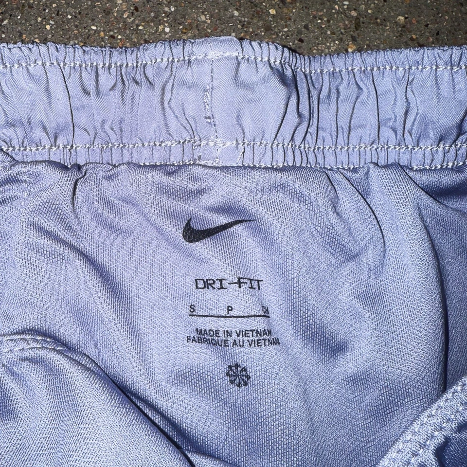 Pantalones Cortos para Correr Nike Dri-FIT Tempo Para Mujer Pequeños Forrados CU8890-519 Poliéster Foto 2 de 4