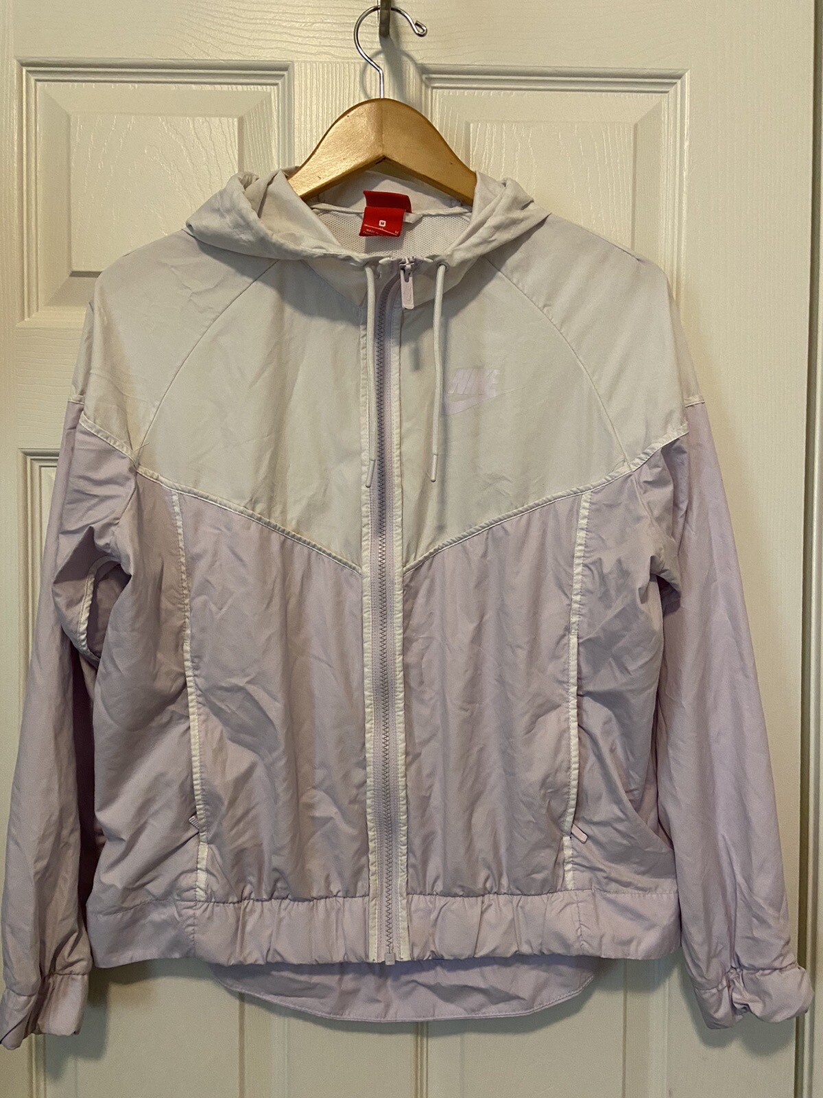 Nike Windrunner Windbreaker Jacket Size MEDIUM  W… - image 1