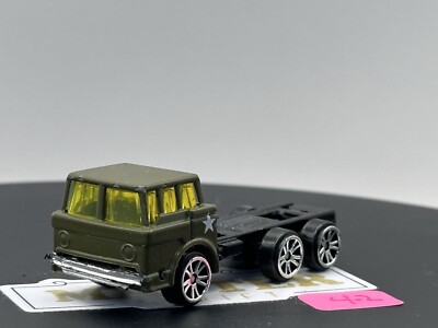 Yatming Black Semi Truck ~ 1/87 Diecast 