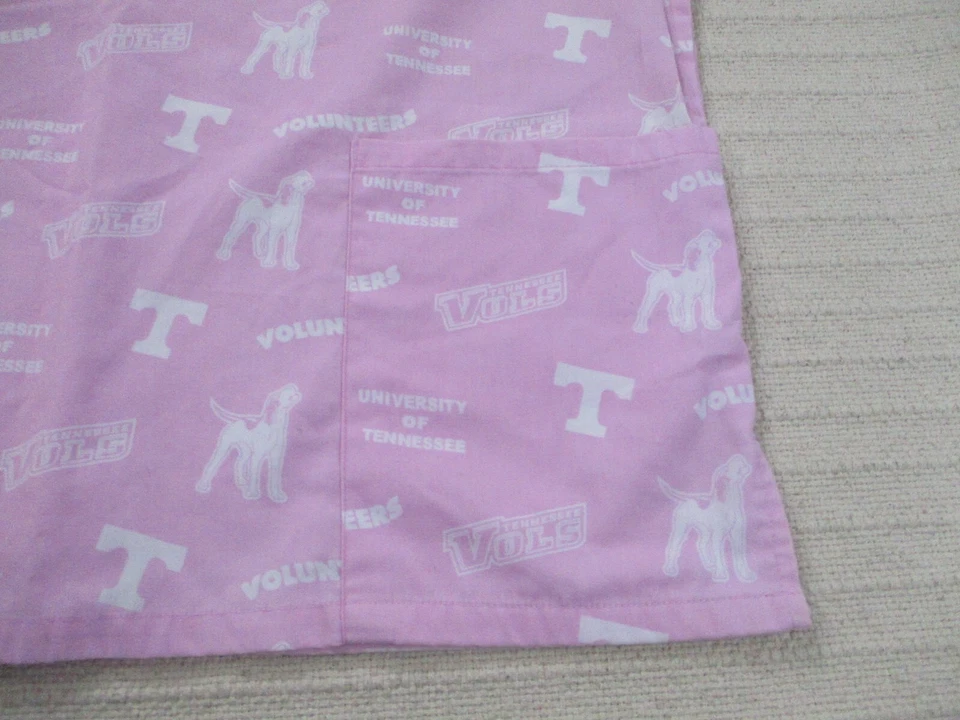 Scrub Duds Womens Scrub Shirt Medium Pink Dogs Short Sleeve Medical Polyester - Image 4 of 4