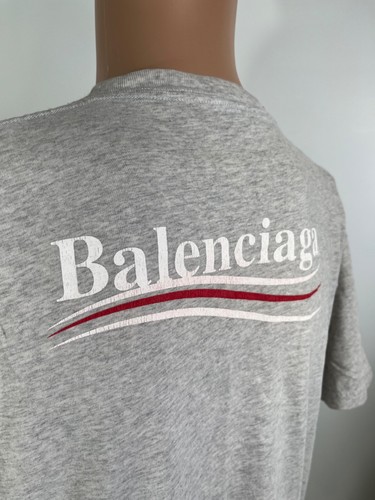 Herren BALENCIAGA POLITISCHE KAMPAGNE LOGO LOGO T-SHIRT hellgrau, weiß & rot Größe S - Bild 5 von 8