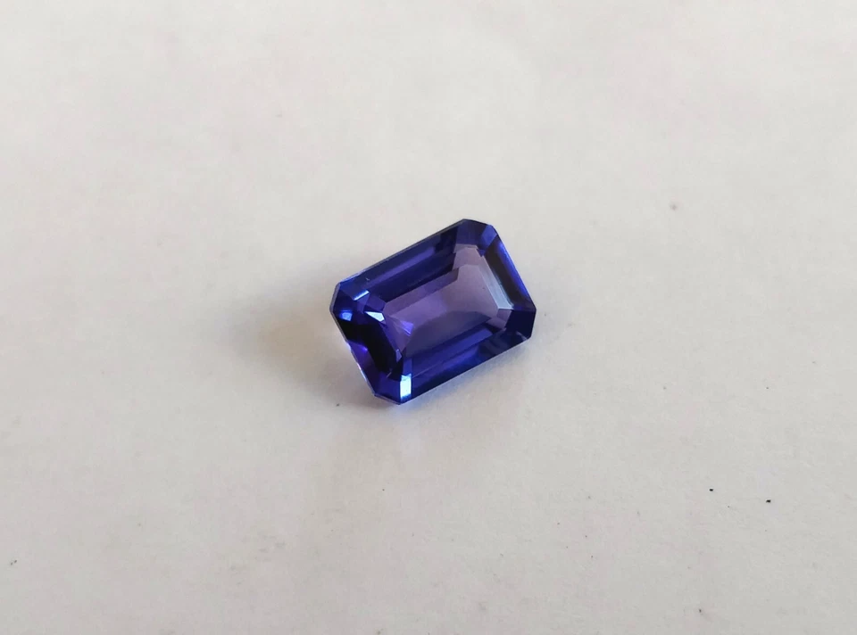 Natural Tanzanite 7x5 mm Emerald cut loupe clean Deep blue loose Tanzanite stone - Image 2 of 4