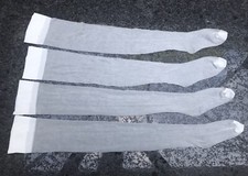 2 pary vintage (nigdy nie używanych) białe pończochy ślubne Medium-Large