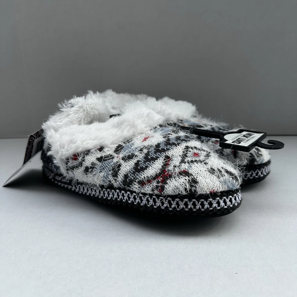Muk Luks Cozy Fair Isle Women’s Slippers Size Medium 7-8 - Image 3 of 4
