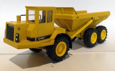 Conrad 1/50 Scale Diecast 2862 - Caterpillar CAT D400 Articulated Dump Truck