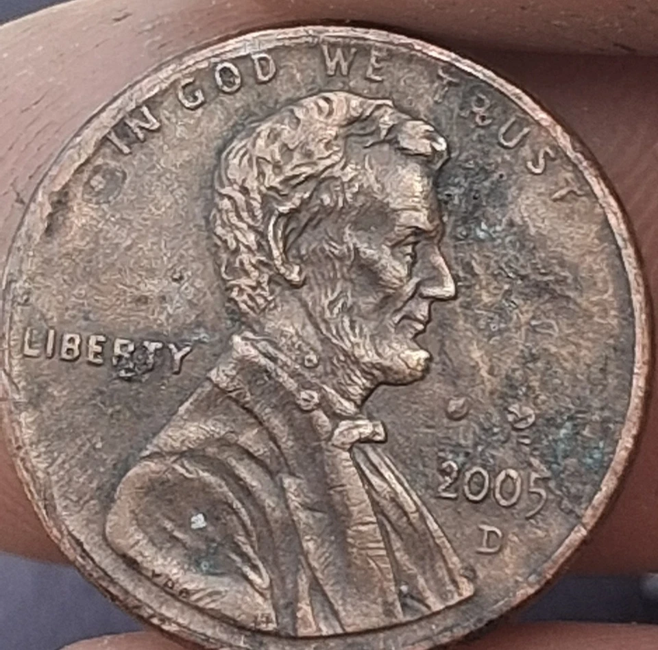 RARE 2005D 1C Cud errors never been seen before needs grading please 🙏 - Image 3 of 4