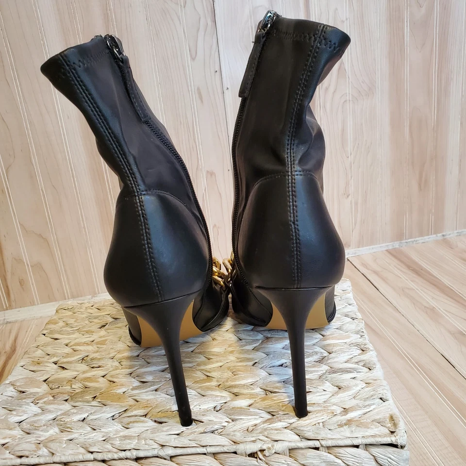  Botines Zara para mujer de tacón alto con cadena negros talla 10 punta en punta usados en excelente estado Foto 4 de 4