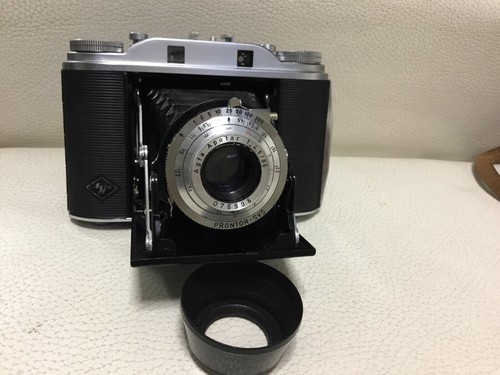 π AGFA ISOLETTE III con Apotar 85 mm f 4,5 Folding 6x6 Anni 50 - Foto 2 di 11