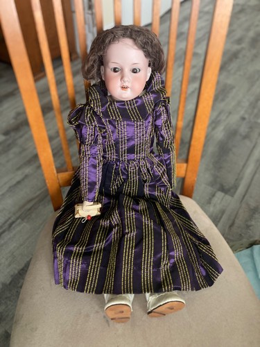 Armand Marseille doll 370 Full signature below A.M. 23 inch doll MIB