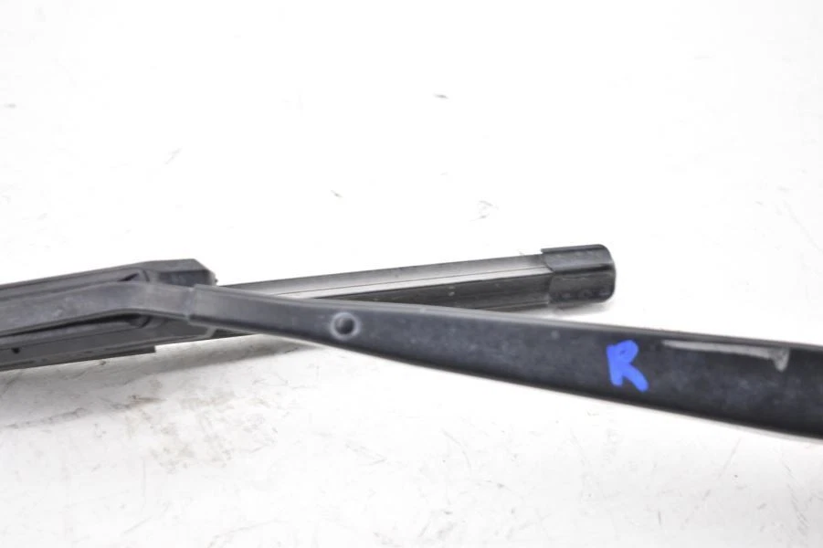 2007-2014 TOYOTA FJ CRUISER PASSENGER RIGHT SIDE WINDSHIELD WIPER ARM - Изображение 3 из 4