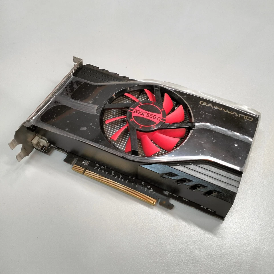 OEM NVIDIA GeFORCE GTX 550 Ti 1024MB GDDR5 PCI-e GPU NE5X55T0HD09-1061F - Image 2 of 4