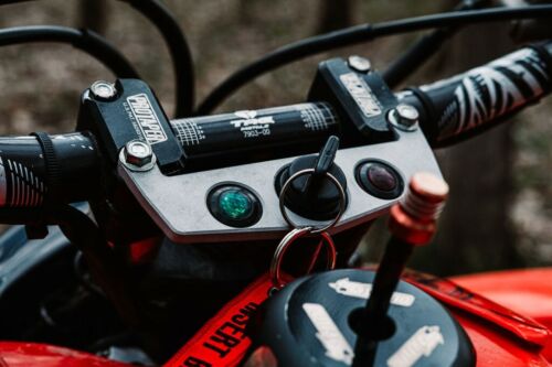 Honda Trx 450r Key Switch & Indicator Light Mount For Pro Taper Handlebar Clamps - Picture 3 of 11