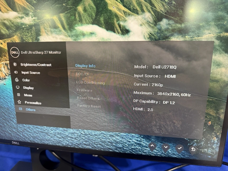 Dell U2718Q 27" 4K LED Monitor HDMI DisplayPort USB 3.0 3840x2160 - Local - Read - Image 4 of 4