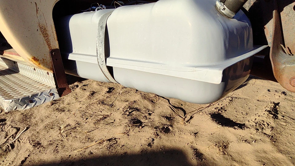 Tanque de combustible Chevy K30 1982-1988 20 galones ha sido reemplazado Foto 4 de 4