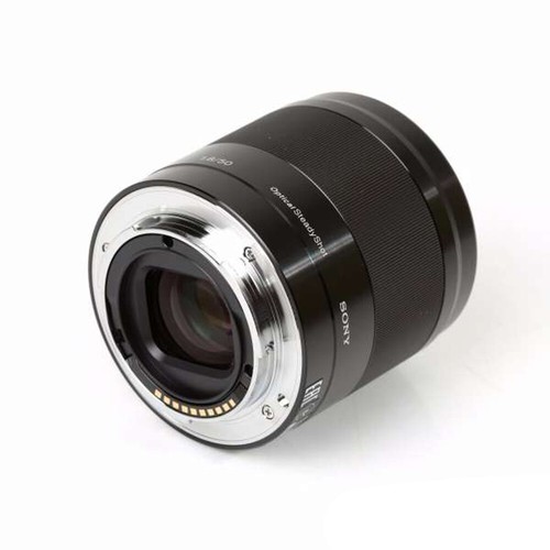 Sony E 50mm f/1.8 OSS Lens (Black) SEL50F18/B - 7PC Accessory Bundle - Picture 5 of 5