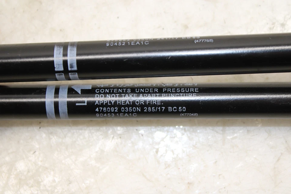 Nissan 370z Nismo 2015-2020 puerta levadiza soporte elevador juego de amortiguadores OEM GG24 Foto 4 de 4