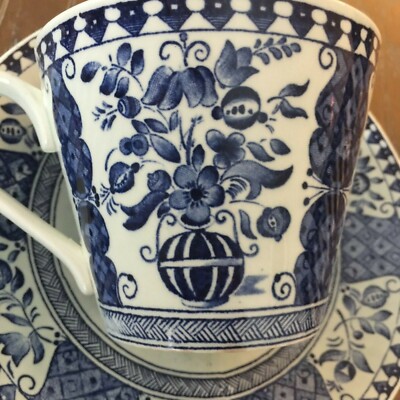 King Gustav Royal Sphinx Maastricht Cup & Saucer Set Made In Holland
