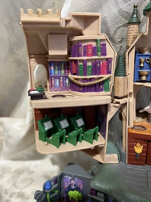 vtg Mattel Harry Potter Polly Pocket playset Hogwarts Castle Only
