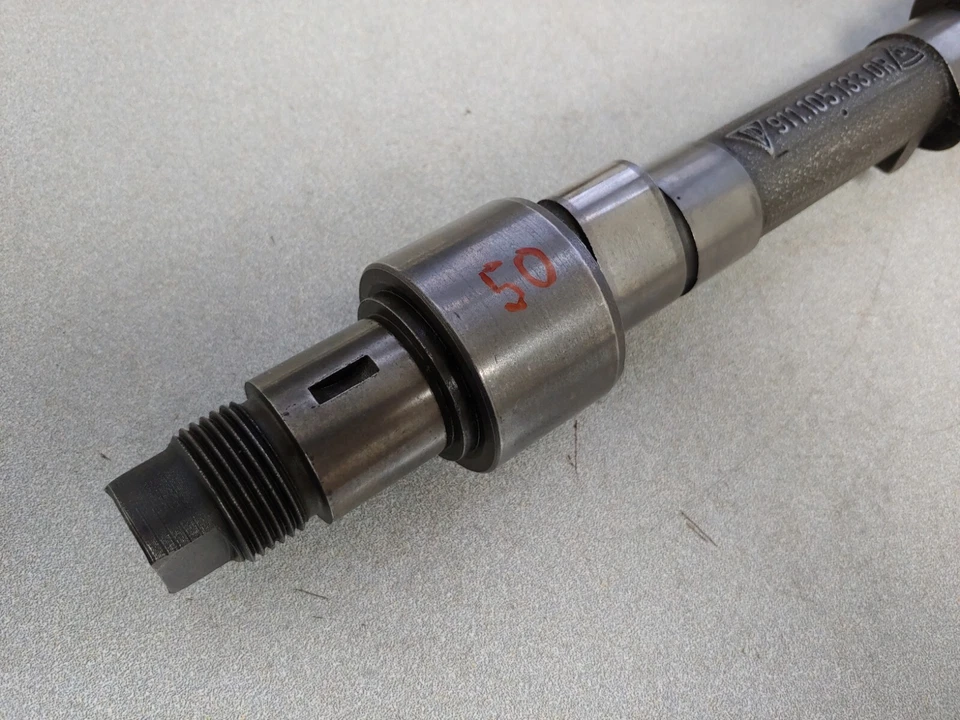 VERY NICE USED ORIGINAL GENUINE PORSCHE 911 T 2.2 2.4 LWB CAMSHAFT 1970-73 #50 - Image 2 of 4