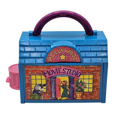Vintage 1995 Pound Puppies Hideaway Playset Hollywood Movie Studio *Incomplete