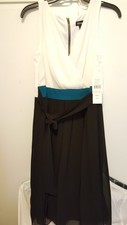 NEW W TAG  STYLISH ELEGANT EVENING DRESS GREAT FOR HOLIDAYS SIZE MEDIUM