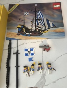 LEGO Pirates 6274 Caribbean Clipper Kit Complete with Instructions and Box READ