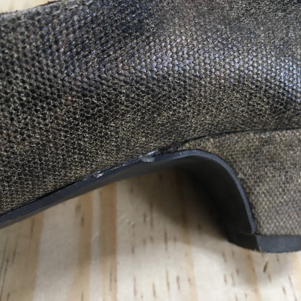 Rocket Dog Pump Heels Womens 6.5M Gray Snake Embossed Slip On Almond Toe Casual - Image 4 of 4