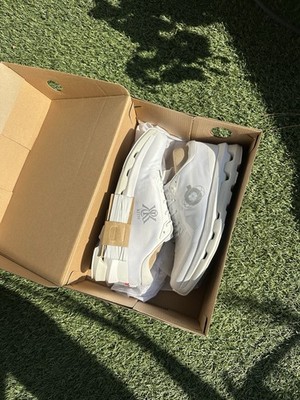 KITH x ON CLOUDZONE WHITE ICE 3MF11130202 SZ 10M DS REPUTABLE SELLER