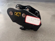 AGT Mini Excavator Quick Hitch Coupler Attachment For Micro Digger 0.8-1.8 Ton