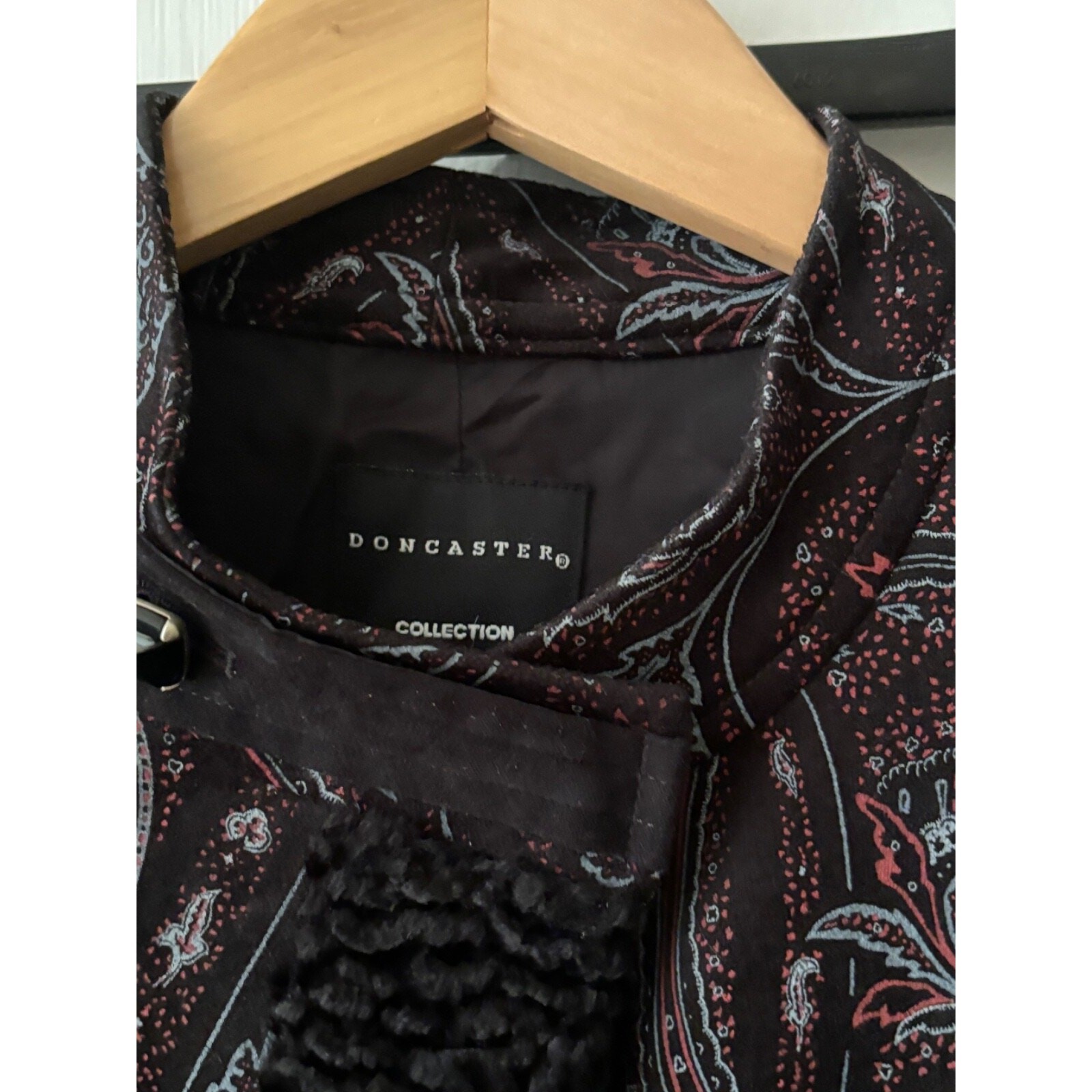 Beautiful Doncaster Multicolored Jacket with Velv… - image 6