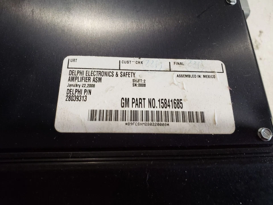 Amplificador de audio de radio - Chevrolet Corvette C6 2008 base LS3 - 05-08 OEM 15841685 Foto 2 de 4