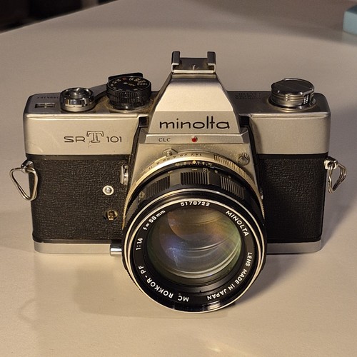 Minolta SR-T 101 mit MC Rokkor-PF 55mm f/1,7 – #2188663 – Foto Köberl – Secondhand