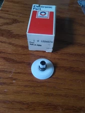 GM DELCO Car Cassette Take up Reel package   Delco # 1224579