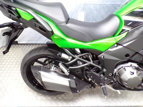 2022 KAWASAKI VERSYS 1000 WITH TOP BOX INCLUDED - Picture 8 of 20
