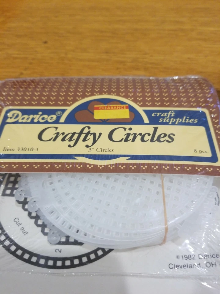 Darice Craft Supplies Plastic Canvas Circles. - Image 3 of 4