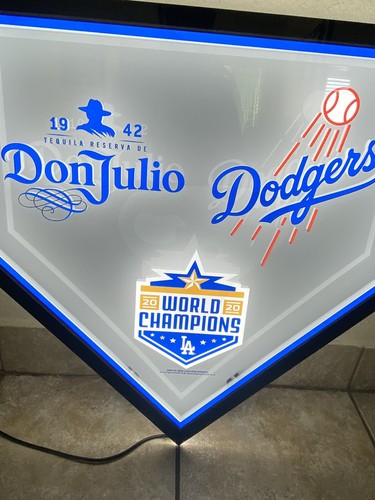DON JULIO DODGERS 2020 CHAMPIONS LED MAN CAVE SIGN BAR SIGN DISPLAY SIGN - Picture 4 of 6