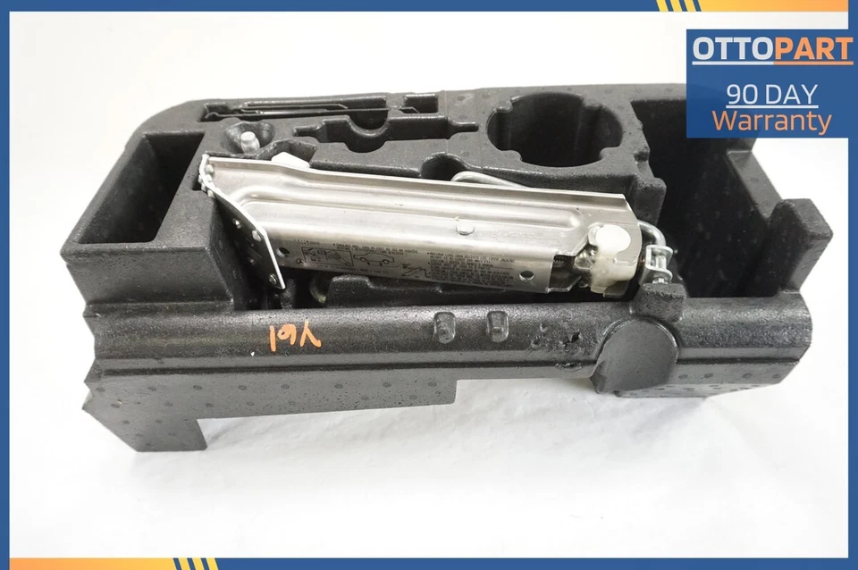 MERCEDES W212 E250 E350 E550 CLS550 SPARE TIRE 附件支架 Jack 原始设备制造商 — 第 2/4 张图片