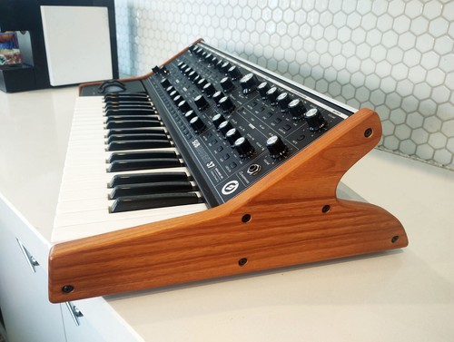 MOOG Sub 37 Paraphonic Analog Keyboard Synthesizer - Picture 3 of 6