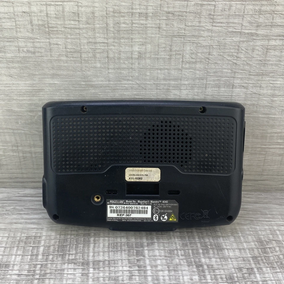 Magellan Maestro 4040 Black 4.3" Widescreen Bluetooth Portable GPS - Untested - Image 2 of 4