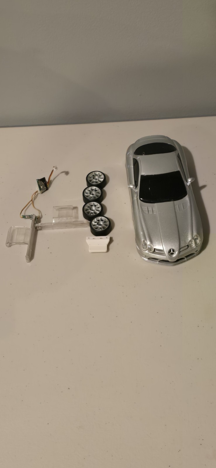 Son Rare 2004 Mercedes-benz Slr Mclearen Body
