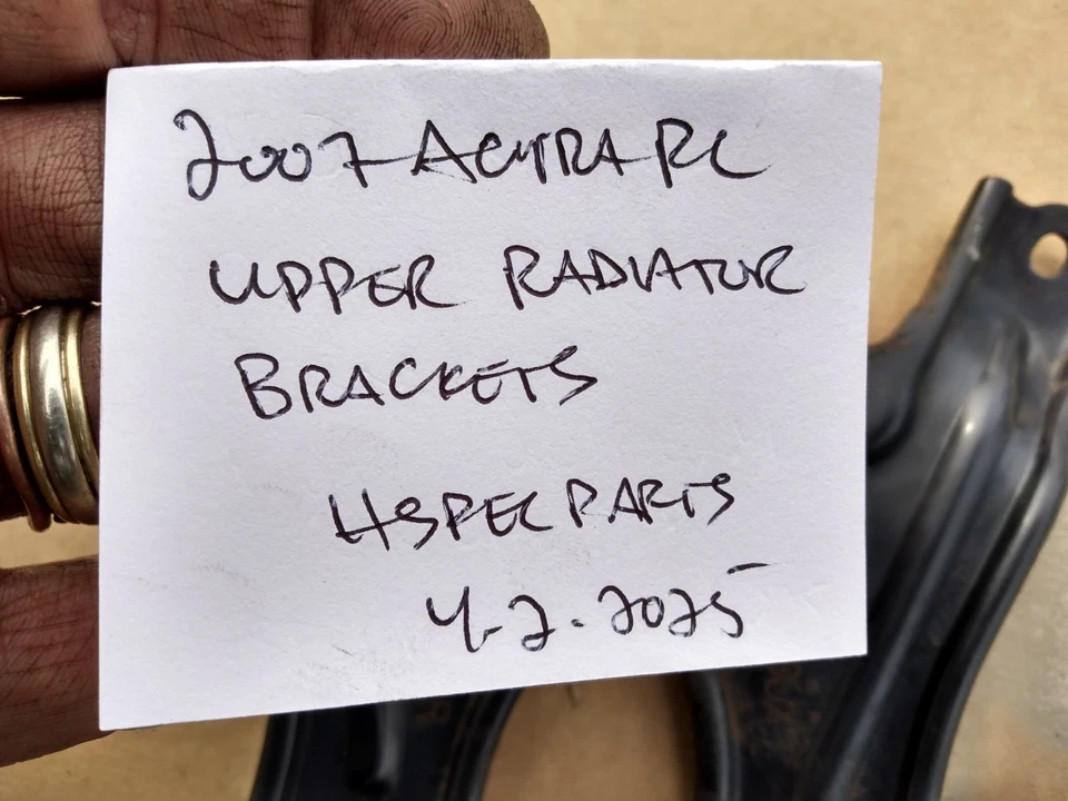 05 06 07 08 ACURA RL RADIATOR MOUNT BRACKET BOTH UPPER LEFT + RIGHT OEM USED - Image 2 of 4