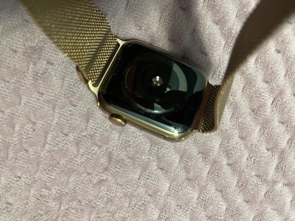 apple watch serie 4 44mm acero inoxidable Foto 3 de 4