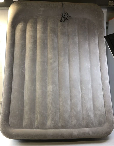 Intex Queen Deluxe Luftmatratze Fiber-Tech, 152x203x42cm, mit Pumpe