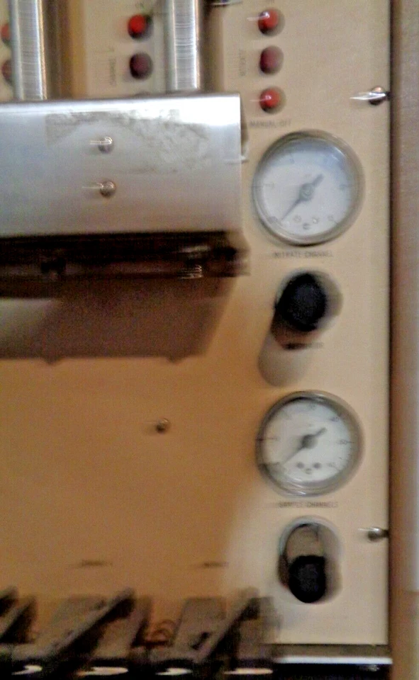 MÓDULO DE ABSORCIÓN VINTAGE ROSEMOUNT DOHRMANN AD-3 120V .75 AMP 60 HZ 1 FASE Foto 4 de 4