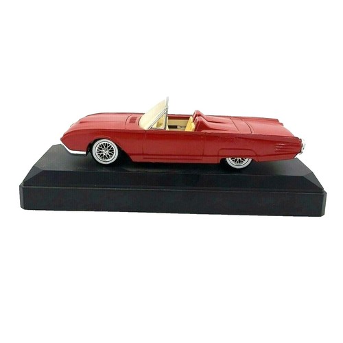 FORD V8 PICK UP 1936 custom rouge métal bâche plate 1/19 no 1
