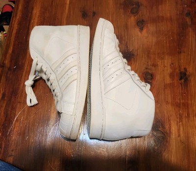 ADIDAS Pro Model, 6.5Y, Slightly Used, Great Soles